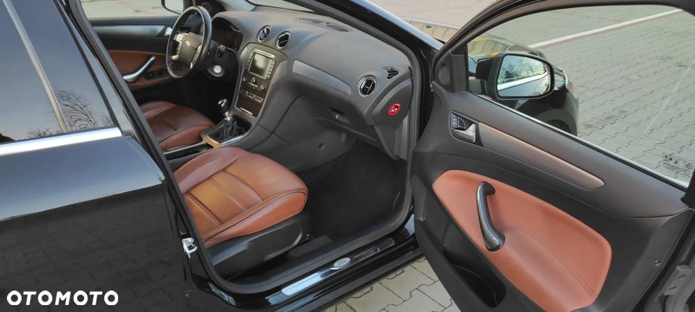 Ford Mondeo 2.0 TDCi Ghia - 22