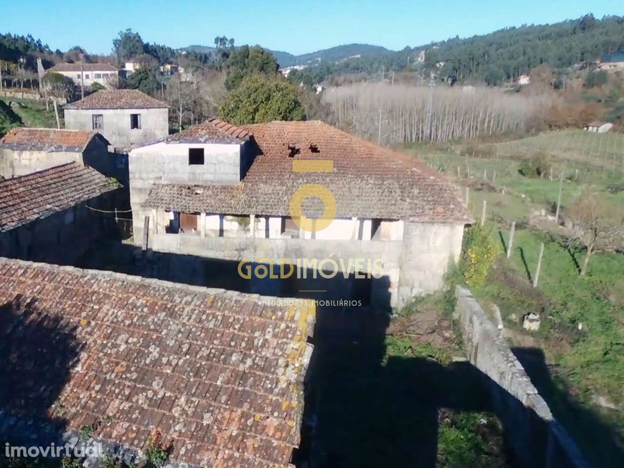 Quinta para restauro em Cabeça Santa - Penafiel - Grande imagem: 4/8