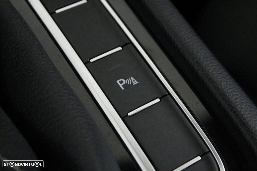 VW Arteon Shooting Brake 2.0 TDI R-Line DSG - 31