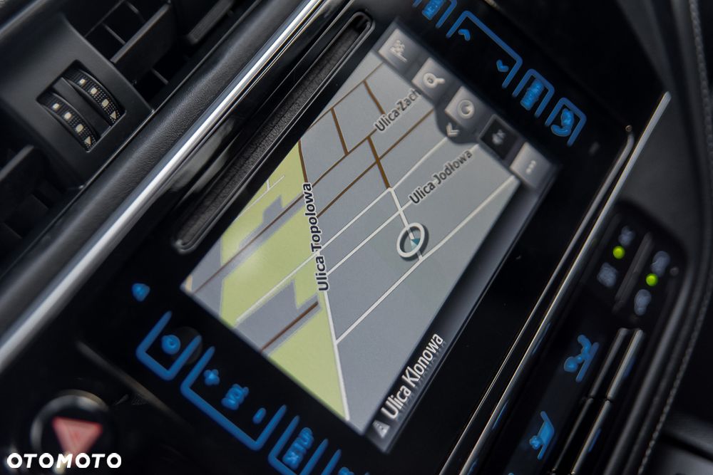 Toyota Auris 1.8 VVT-i Automatik Edition-S - 27