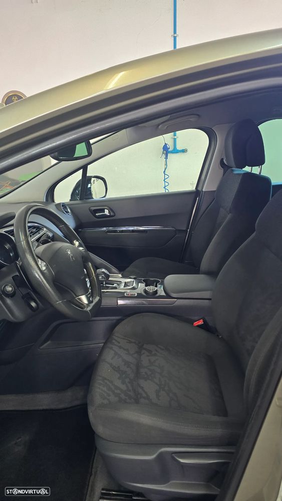 Peugeot 3008 2.0 HDi Hybrid4 - 20