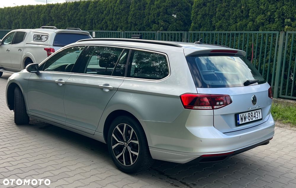 Volkswagen Passat Variant 1.5 TSI EVO Business DSG - 9