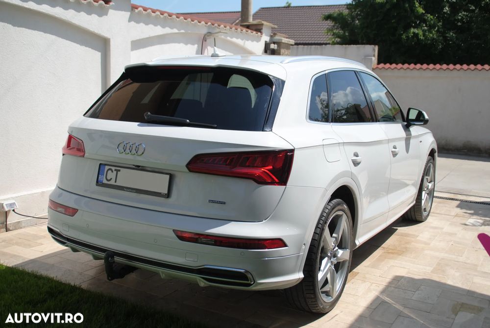 Audi Q5 40 TDI quattro S tronic sport - 4