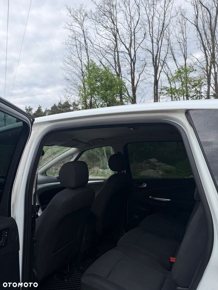 Ford S-Max - 15