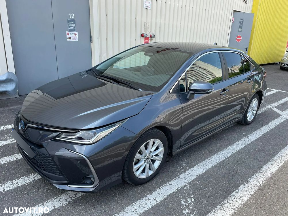 Toyota Corolla - 4