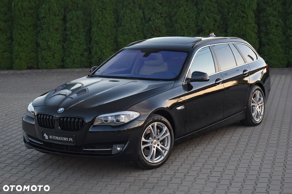 BMW Seria 5 525d Luxury Line - 5