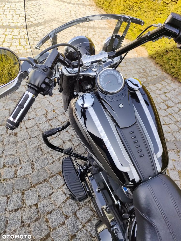 Harley-Davidson Softail Heritage Classic - 4