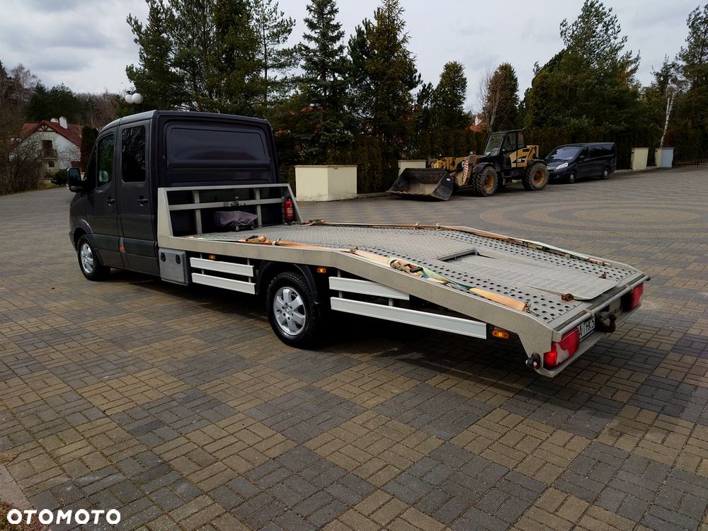 Mercedes-Benz Sprinter 319 - 3