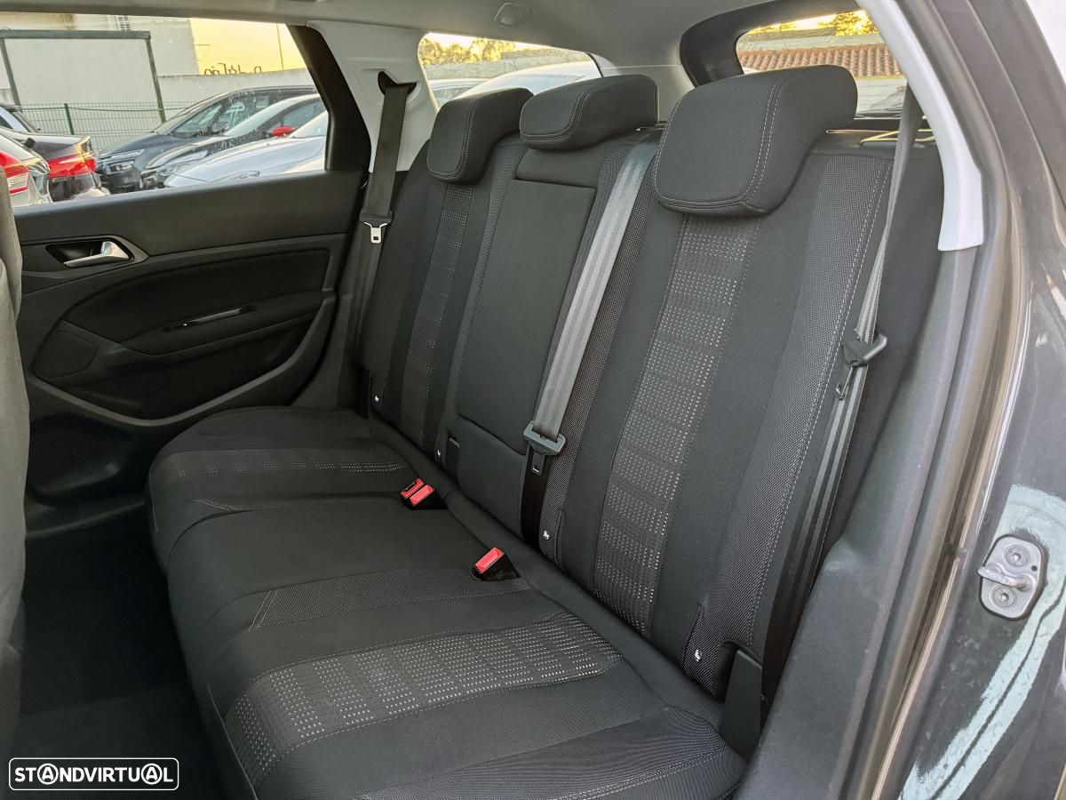 Peugeot 308 SW 1.6 BlueHDi Allure J17 - 16
