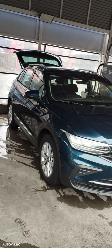 Volkswagen Tiguan 1.5 TSI ACT DSG Comfortline - 5