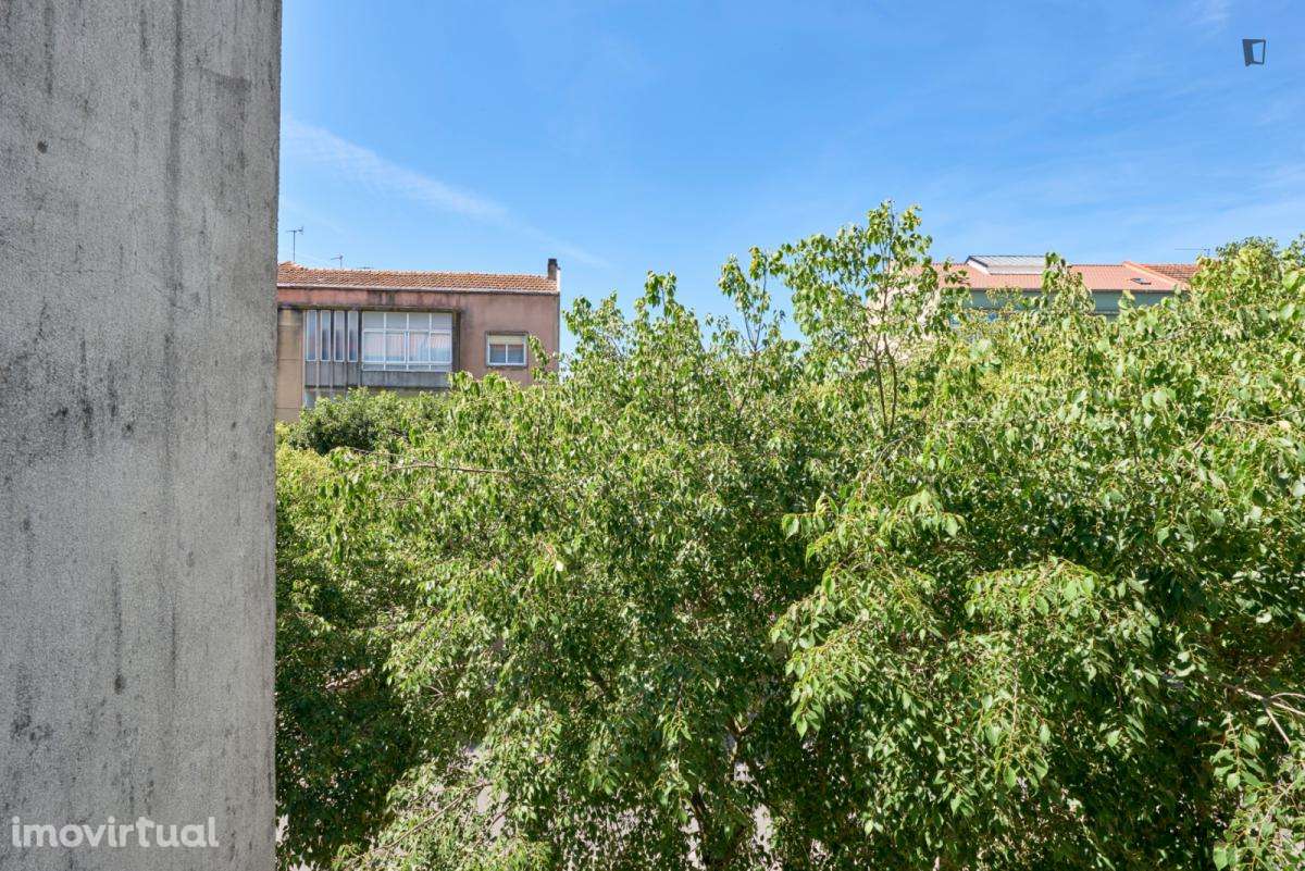 Quarto - localizado em Amadora Lisbon - Grande imagem: 4/21