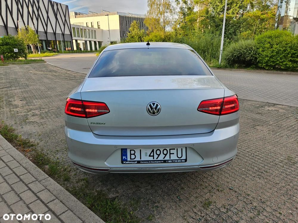 Volkswagen Passat 2.0 TDI BMT Highline DSG - 17