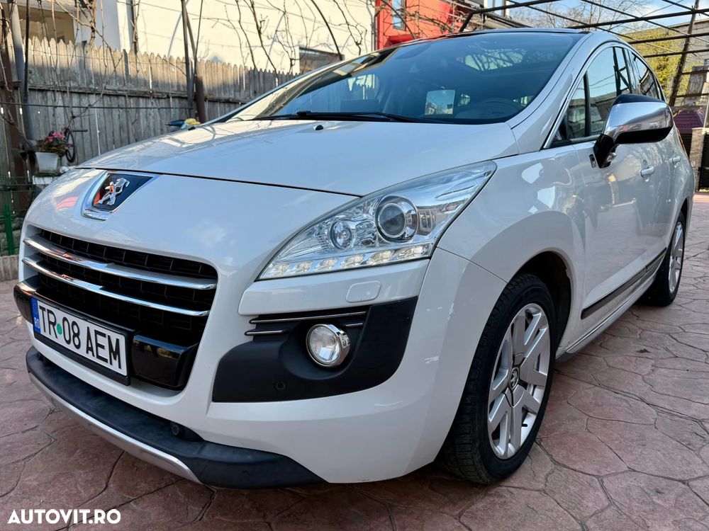 Peugeot 3008 HYbrid4 - 2