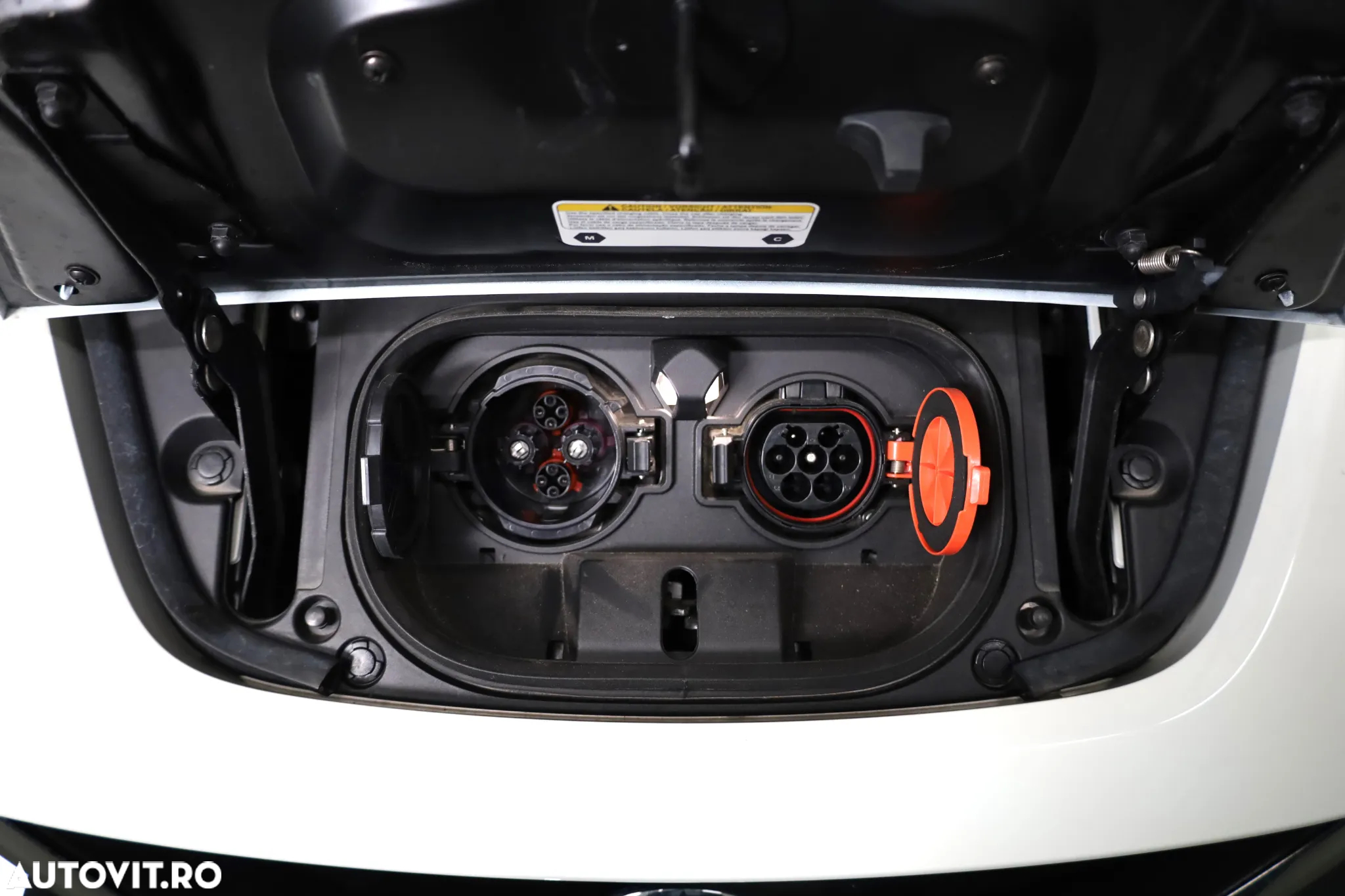 Nissan LEAF - 24