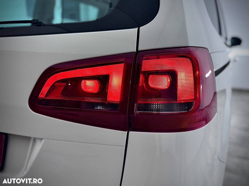 Volkswagen Sharan 2.0 TDI DSG Blue Motion Match - 18