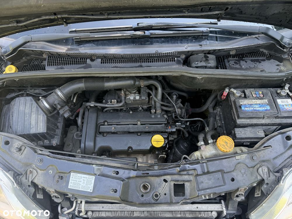 Opel Meriva - 8