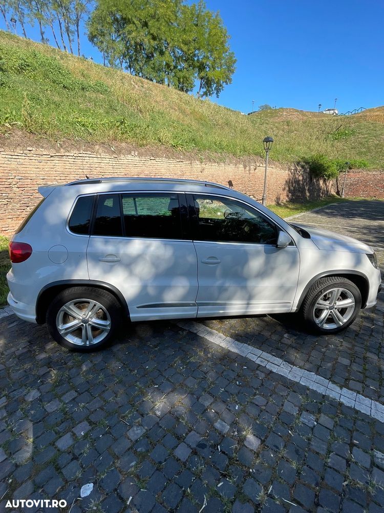 Volkswagen Tiguan 2.0 TDI 4Motion DSG Sport & Style - 15