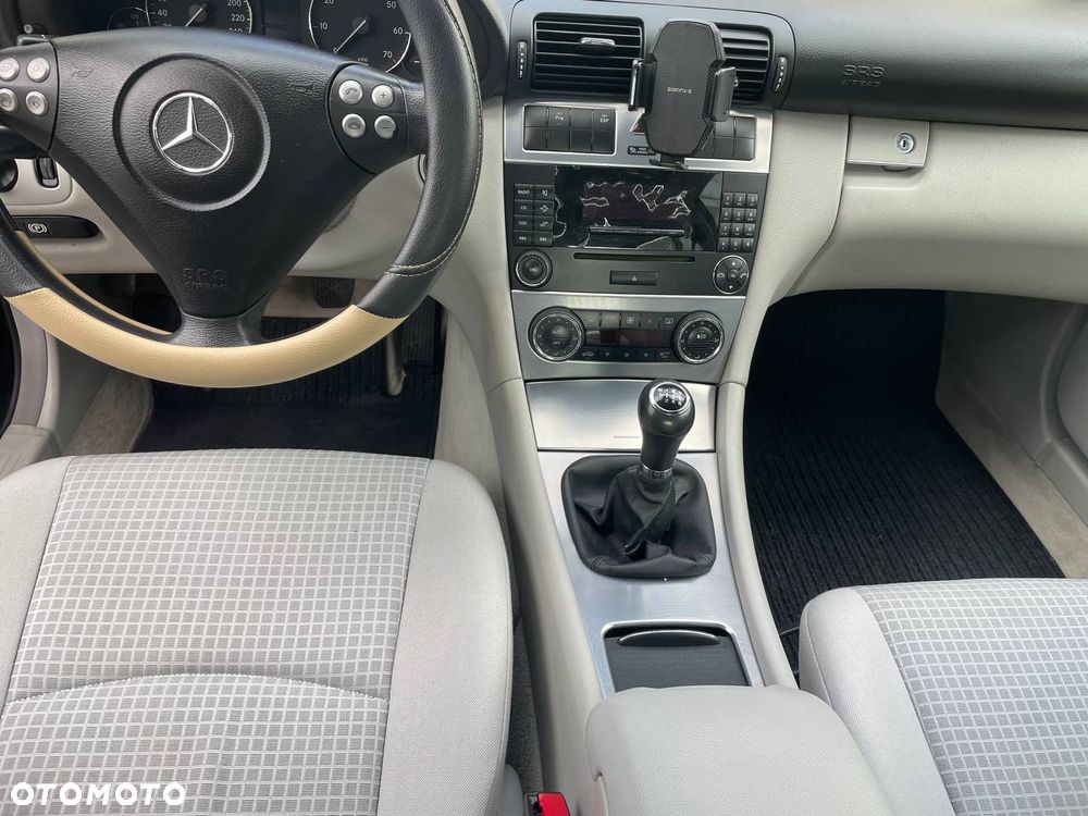 Mercedes-Benz Klasa C 230 Sport Edition - 11