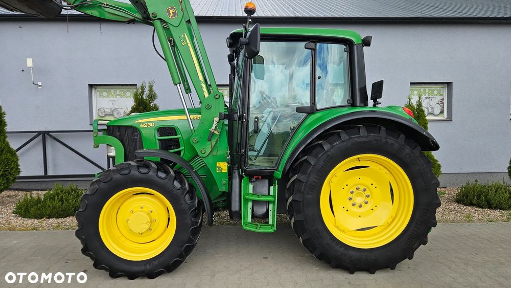 John Deere 6230 - 25