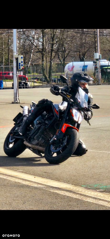 KTM Duke 790 - 1