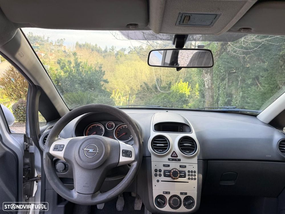 Opel Corsa 1.3 CDTi Enjoy - 11