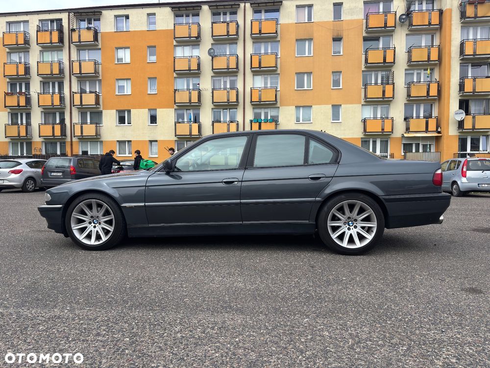 BMW Seria 7 - 4