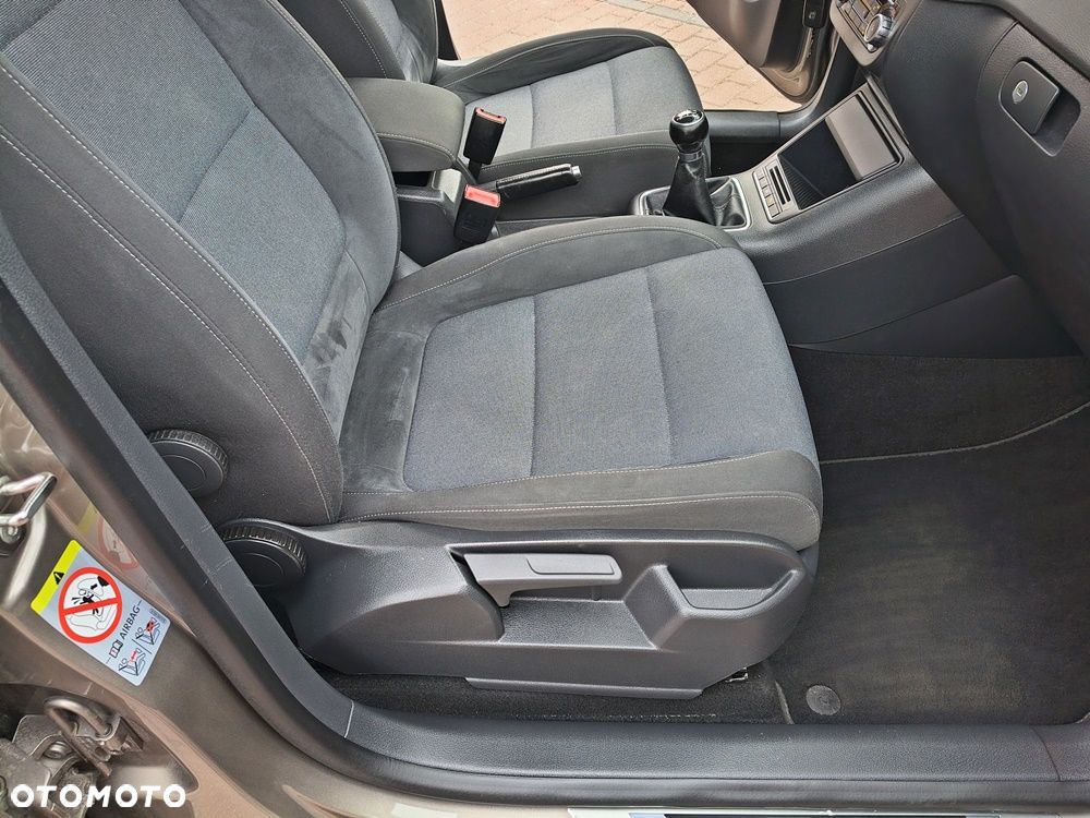 Volkswagen Golf Plus 1.2 TSI Style - 23