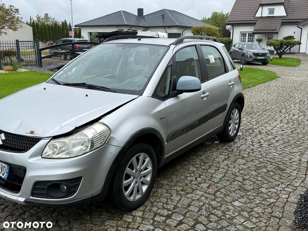 Suzuki SX4 2.0 DDiS 4x4 Comfort - 2
