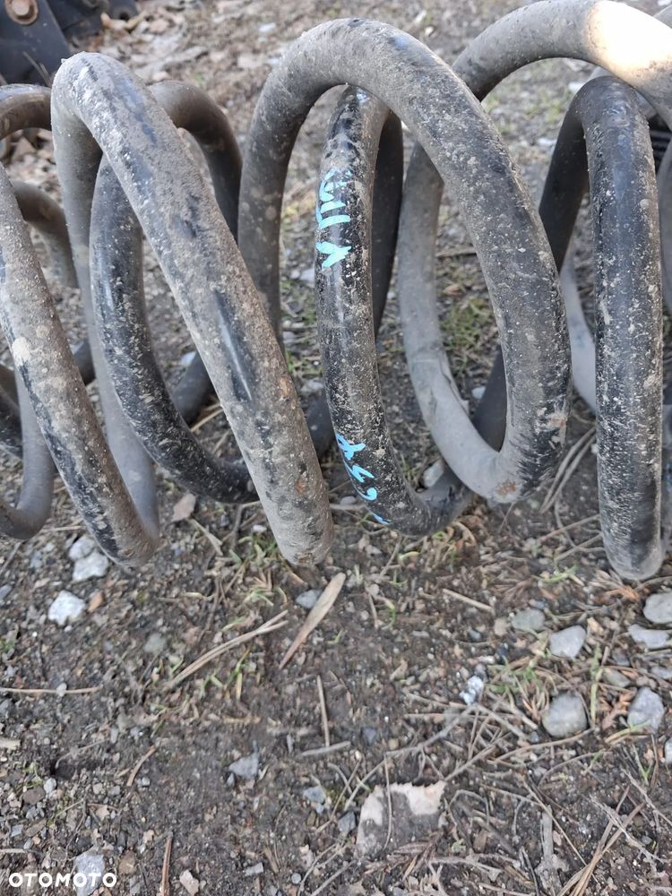 Spreżyny tył MERCEDES VITO W639 2SZT OE - 2