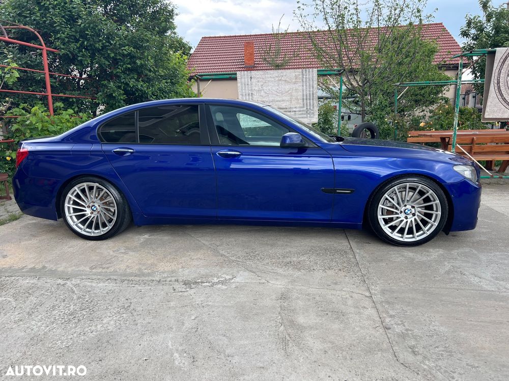 BMW Seria 7 740d Aut. - 10