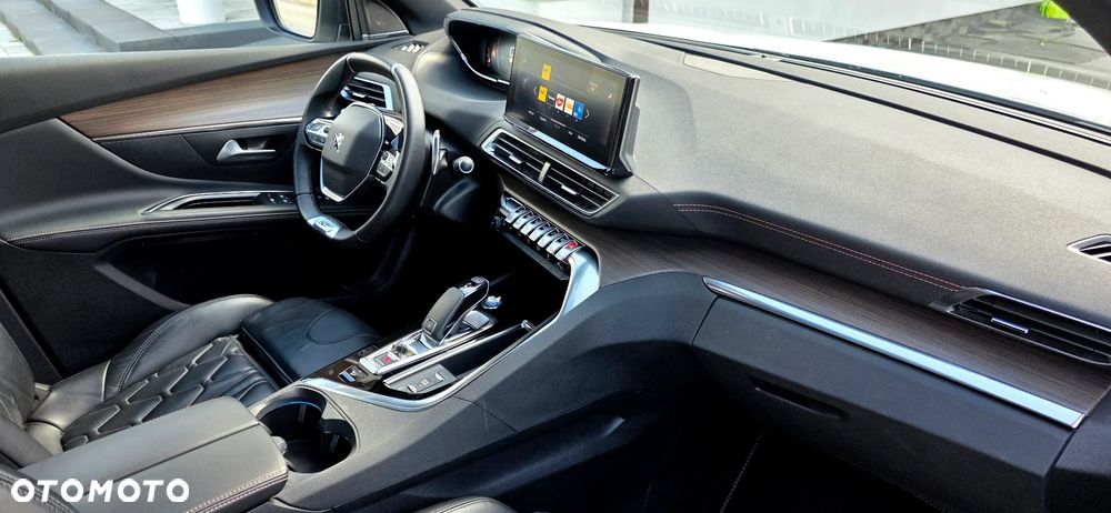 Peugeot 5008 PureTech 180 EAT8 Stop & Start GT - 35