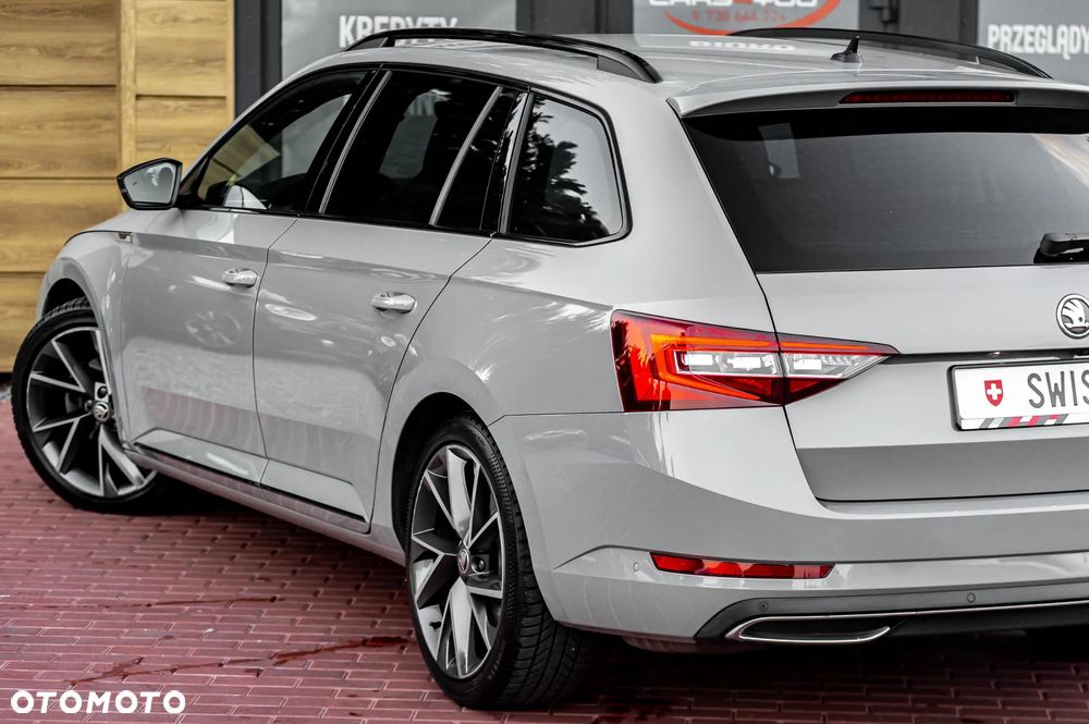 Skoda Superb 2.0 TSI DSG SportLine - 9