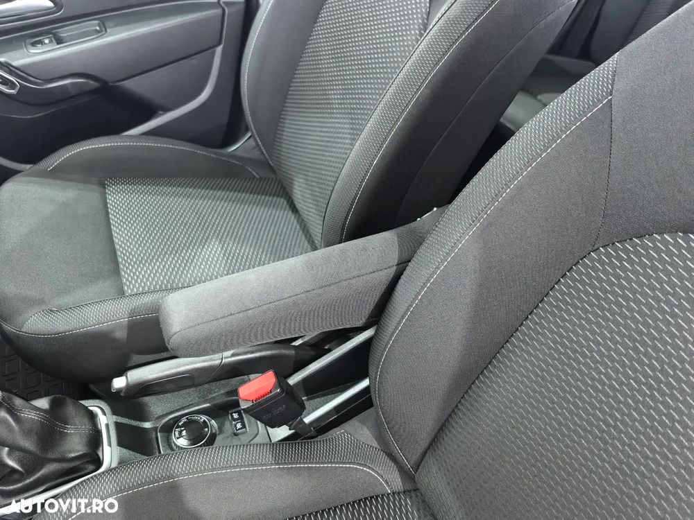 Dacia Duster 1.5 Blue dCi 4WD Comfort - 14