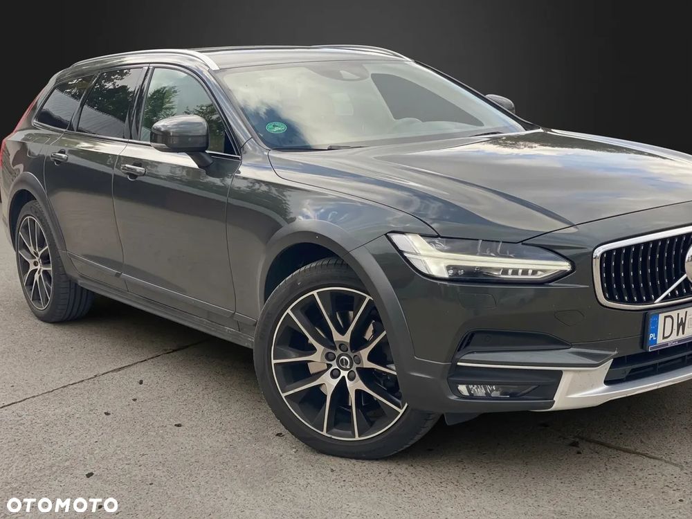 Volvo V90