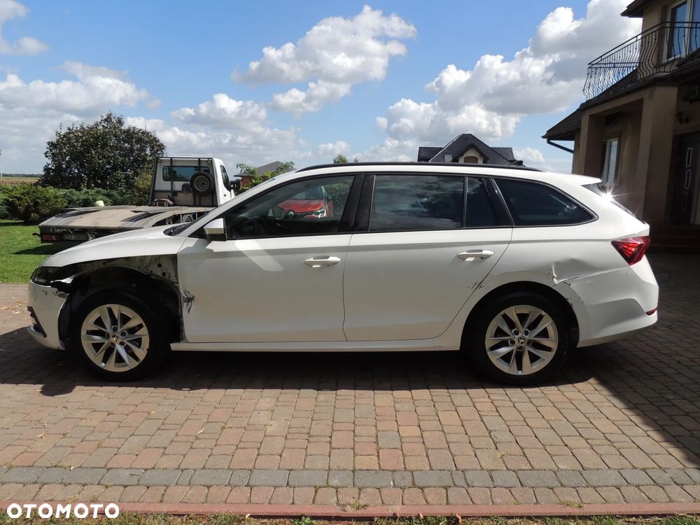 Skoda Octavia 1.5 TSI e-Tec Ambition DSG - 8