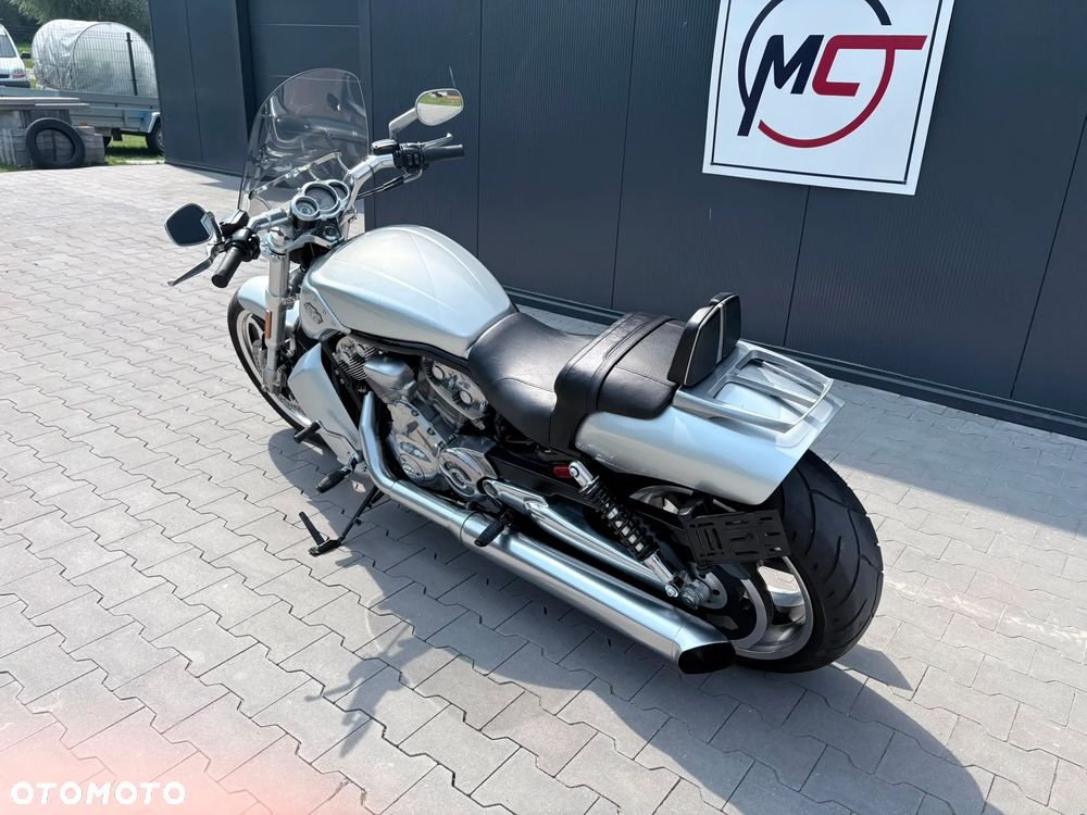 Harley-Davidson V-Rod Muscle - 4
