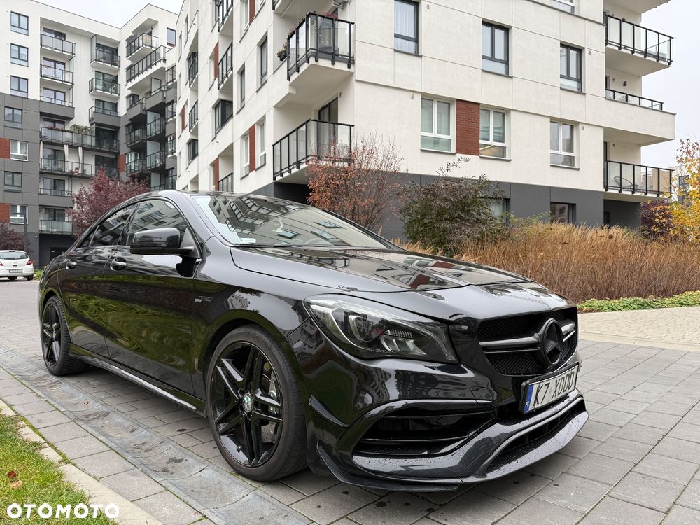 Mercedes-Benz CLA AMG 45 4-Matic - 4