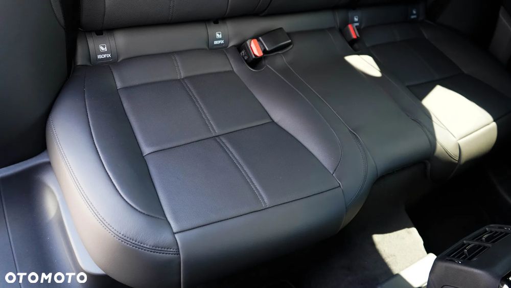Land Rover Range Rover Velar 3.0 P400 mHEV S - 29