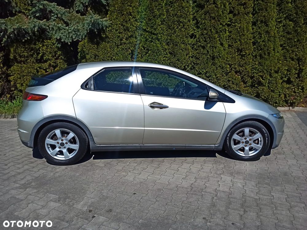 Honda Civic 1.8 Comfort - 5