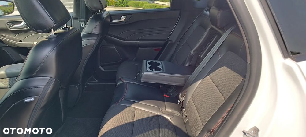 Ford Kuga 2.5 FHEV FWD ST-Line eCVT - 9