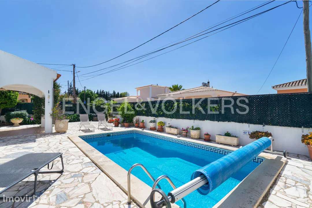 Vivenda tradicional V5 no Carvoeiro - Grande imagem: 4/22