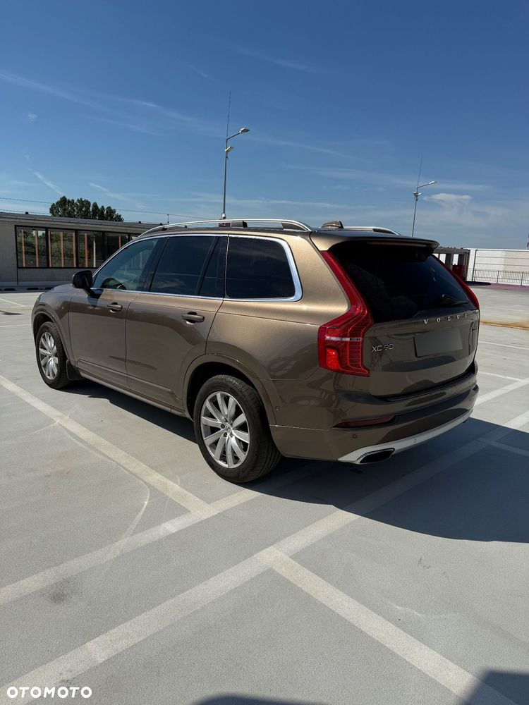 Volvo XC 90 D5 AWD Momentum - 5