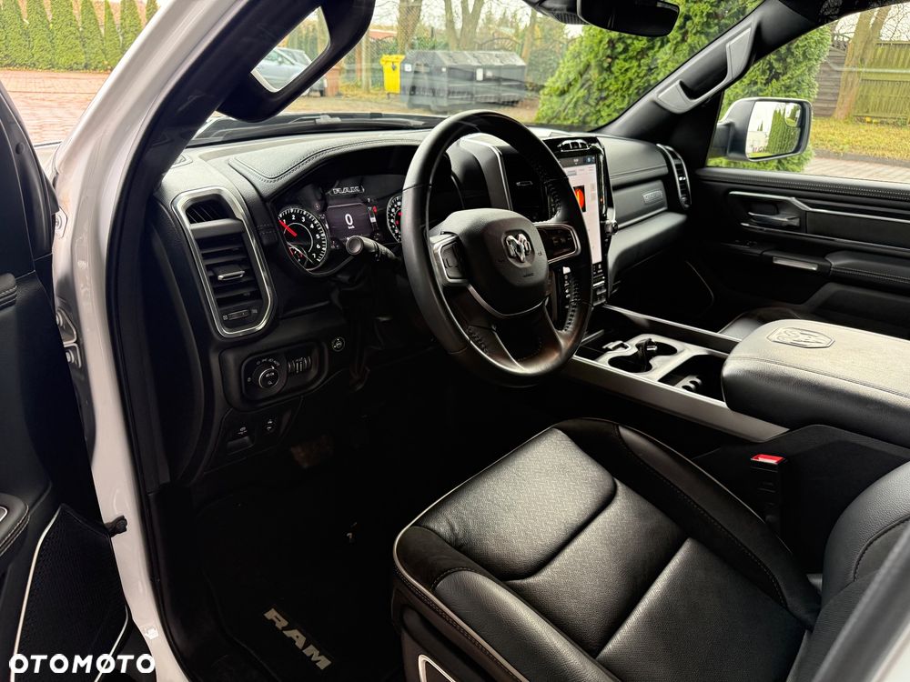 RAM 1500 5.7 Crew Cab Laramie - 18