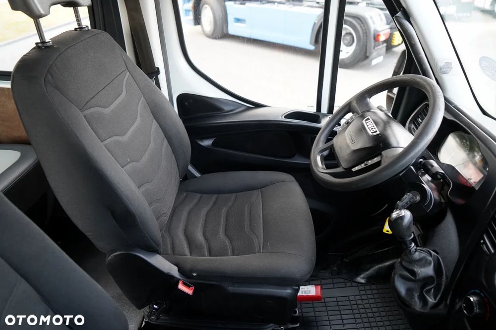 Iveco DAILY 35-130 / BRYGADÓWKA / 7 MIEJSC / BLASZAK / FURGON / SPROWADZONY - 23