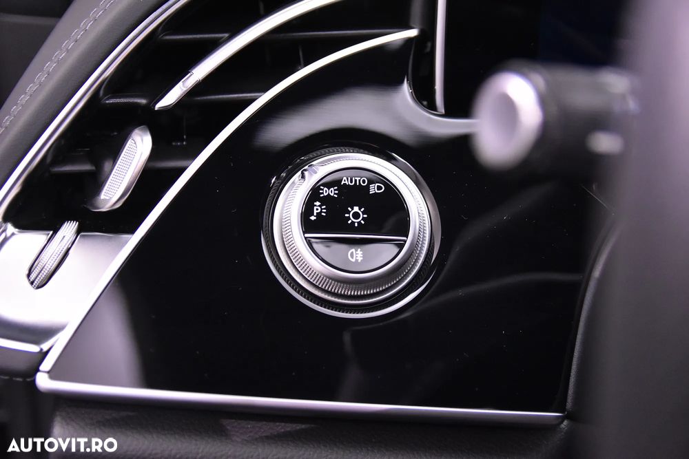 Mercedes-Benz E 300e 4Matic 9G-TRONIC Edition AMG Line - 15