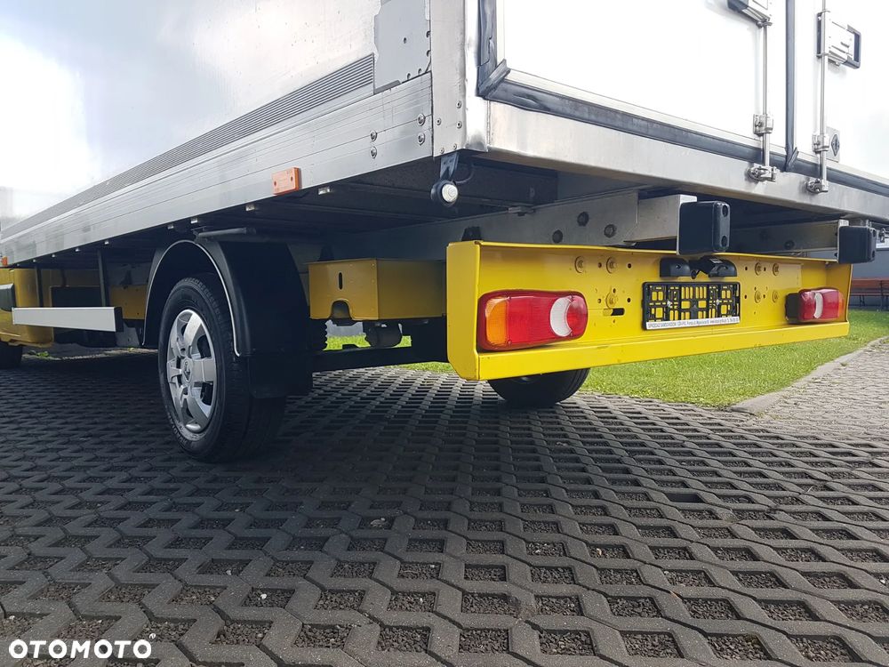 Renault MASTER KONTENER 8EP 4,22x2,23x2,24 KLIMA MANUAL KRAJOWY 6-BIEGÓW - 32