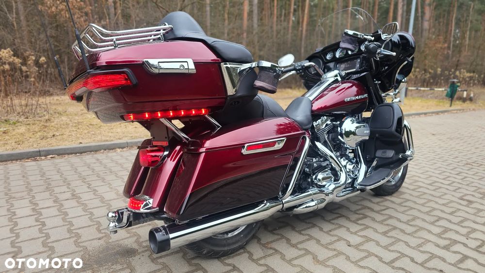 Harley-Davidson FLHTCU Ultra - 10