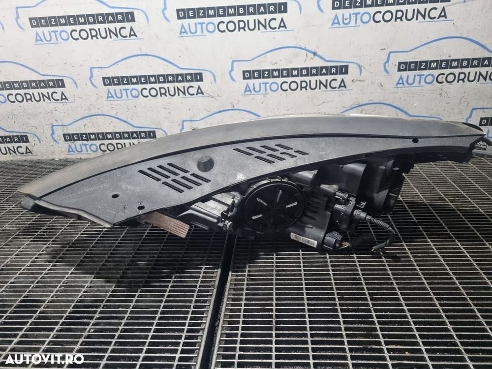 Far Dreapta Hyundai Tucson III 2015 - 2018 SUV 4 Usi (1298) Cu lupă - 3