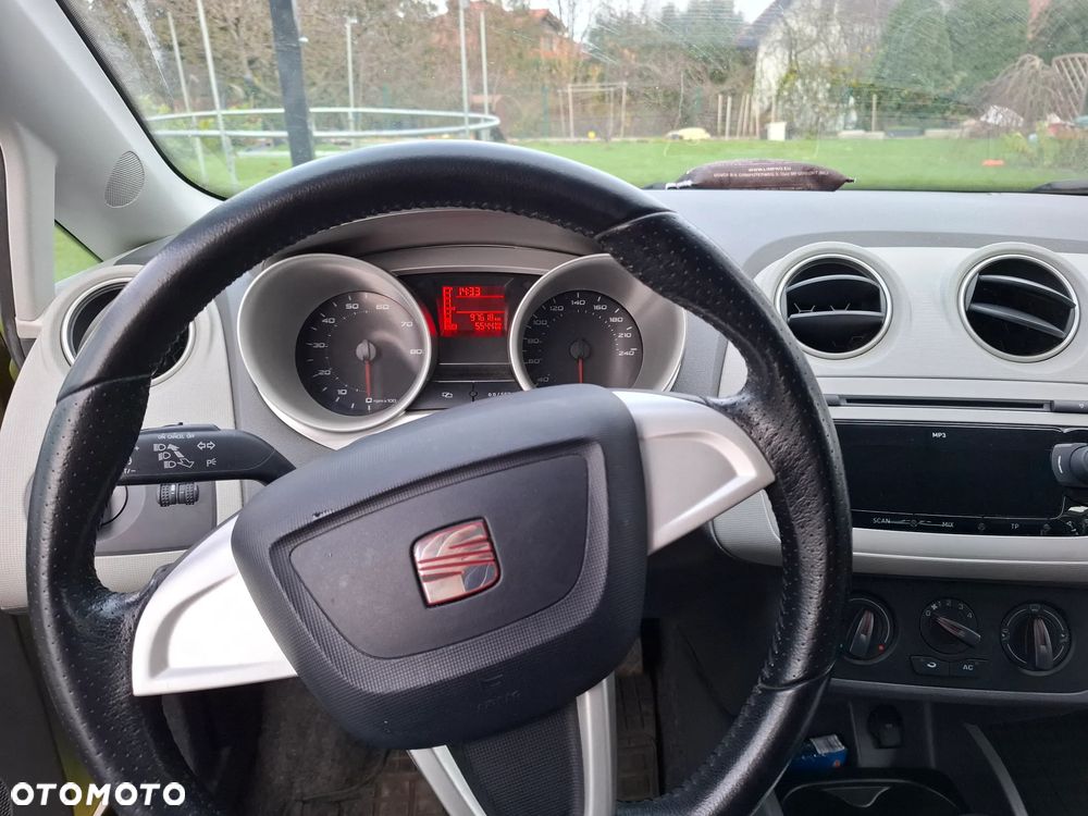 Seat Ibiza SC 1.6 16V Style DSG - 11