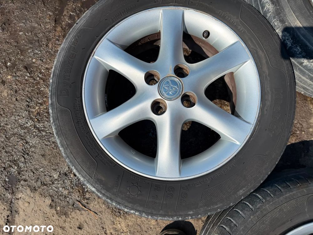 Felgi 15' koła Toyota Corolla E12 Yaris II 4x100 15x6J ET45 centr 54,1 - 5